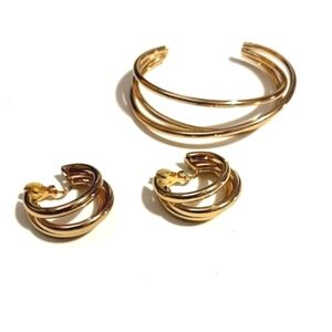 GEOMETRIC GOLD-TONE BRACELET AND MATCHING LEVERBACK EARRINGS SET
